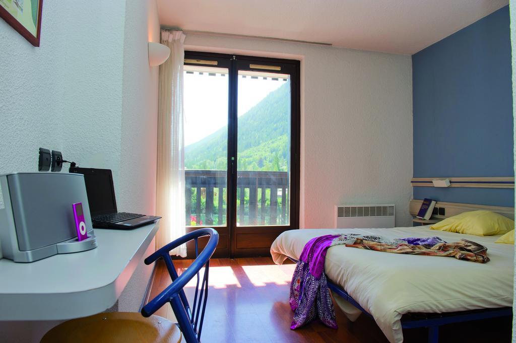 Hotel Vtf Les Econtres Chamonix Zimmer foto